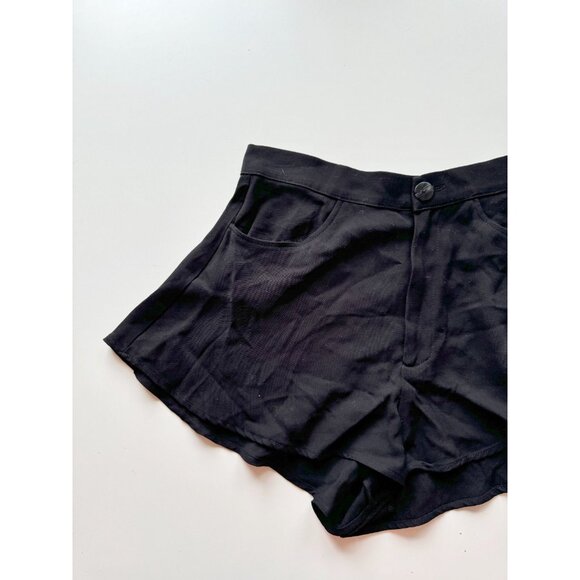 NWOT ZARA Black Viscose Crepe High Waisted Flutter Shorts, Size L - Picture 2 of 8